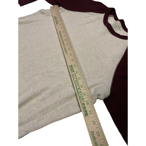 American Eagle Mens Super Soft Waffle Knit Thermal Raglan Shirt Burgundy Cream M - Picture 4 of 6